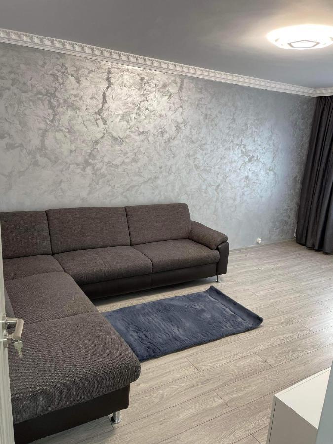Eric Apartment Buzău Dış mekan fotoğraf